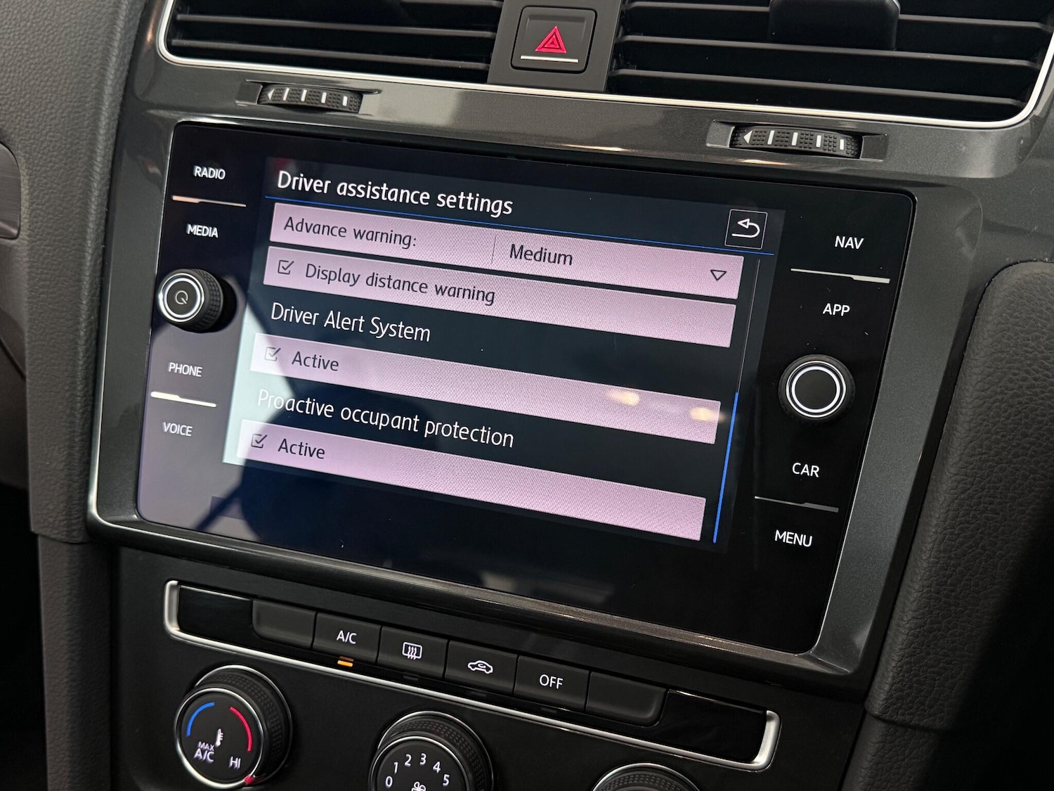 Used Volkswagen Golf 2018 for sale - 77182570: Photo 34