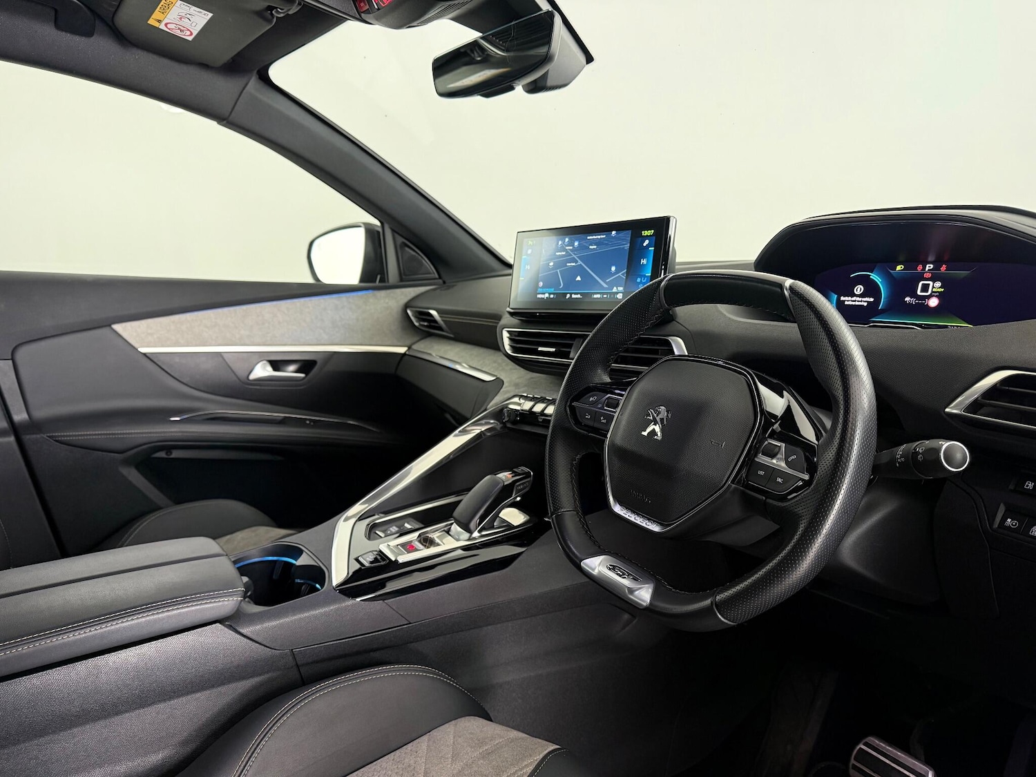 Used Peugeot 3008 2021 for sale - 77260600: Photo 11