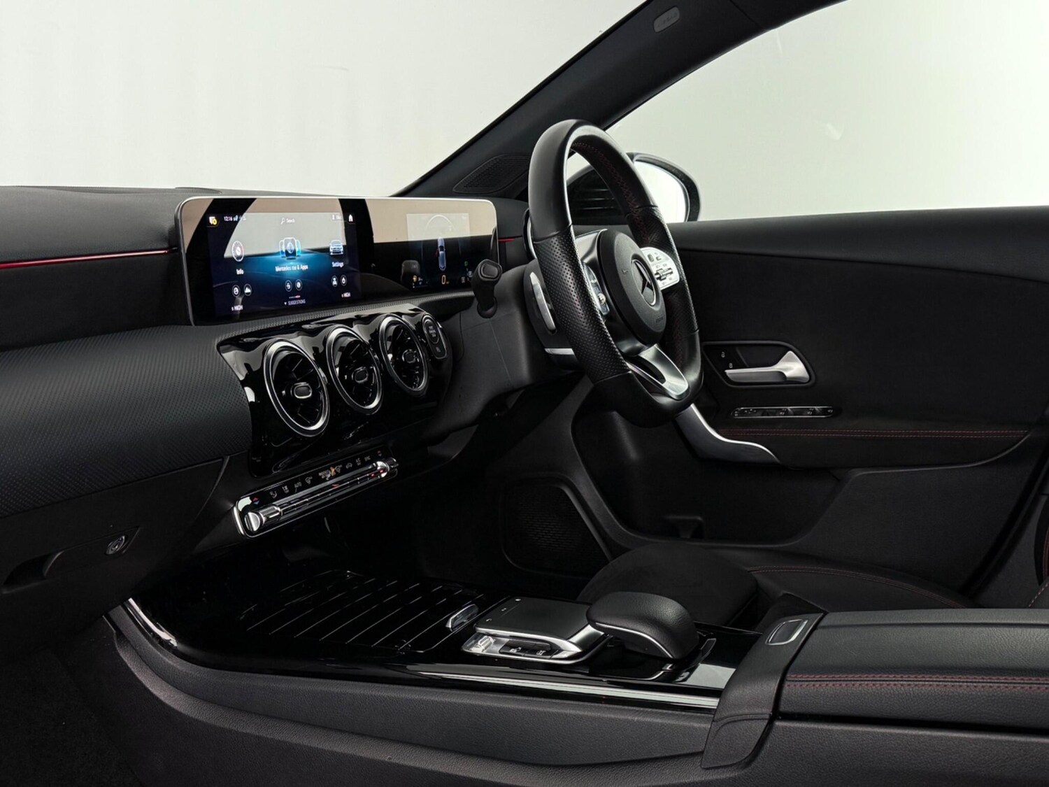 Used Mercedes-Benz A-Class 2019 for sale - 77902224: Photo 12