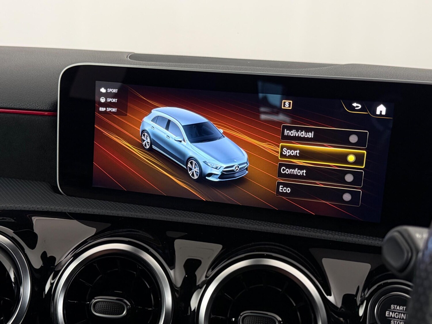 Used Mercedes-Benz A-Class 2019 for sale - 77902224: Photo 29