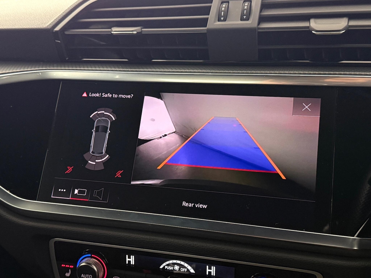 Used Audi Q3 2021 for sale - 76912655: Photo 40