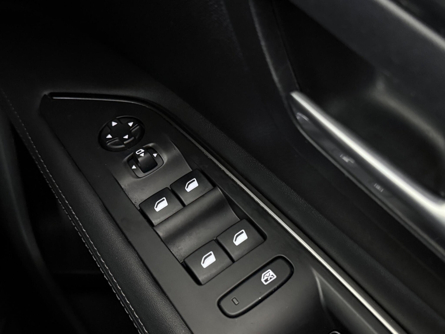 Used Peugeot 3008 2019 for sale - 76551025: Photo 22