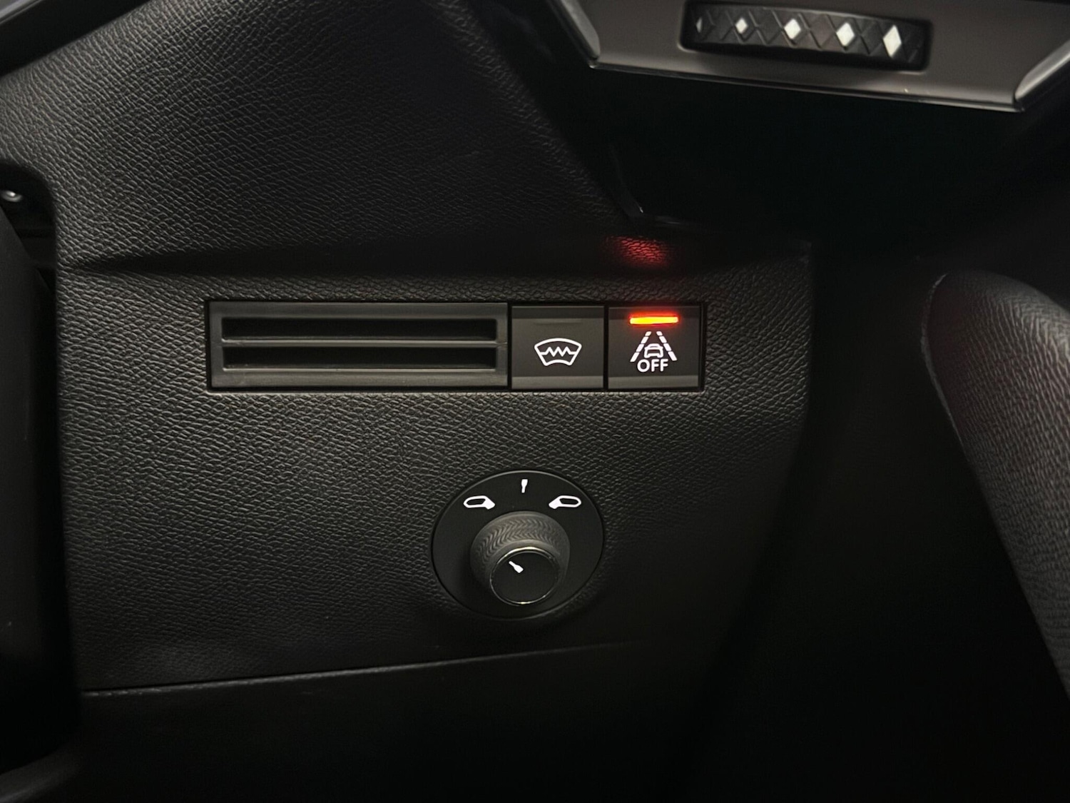 Used DS Automobiles DS 7 2019 for sale - 77840092: Photo 34