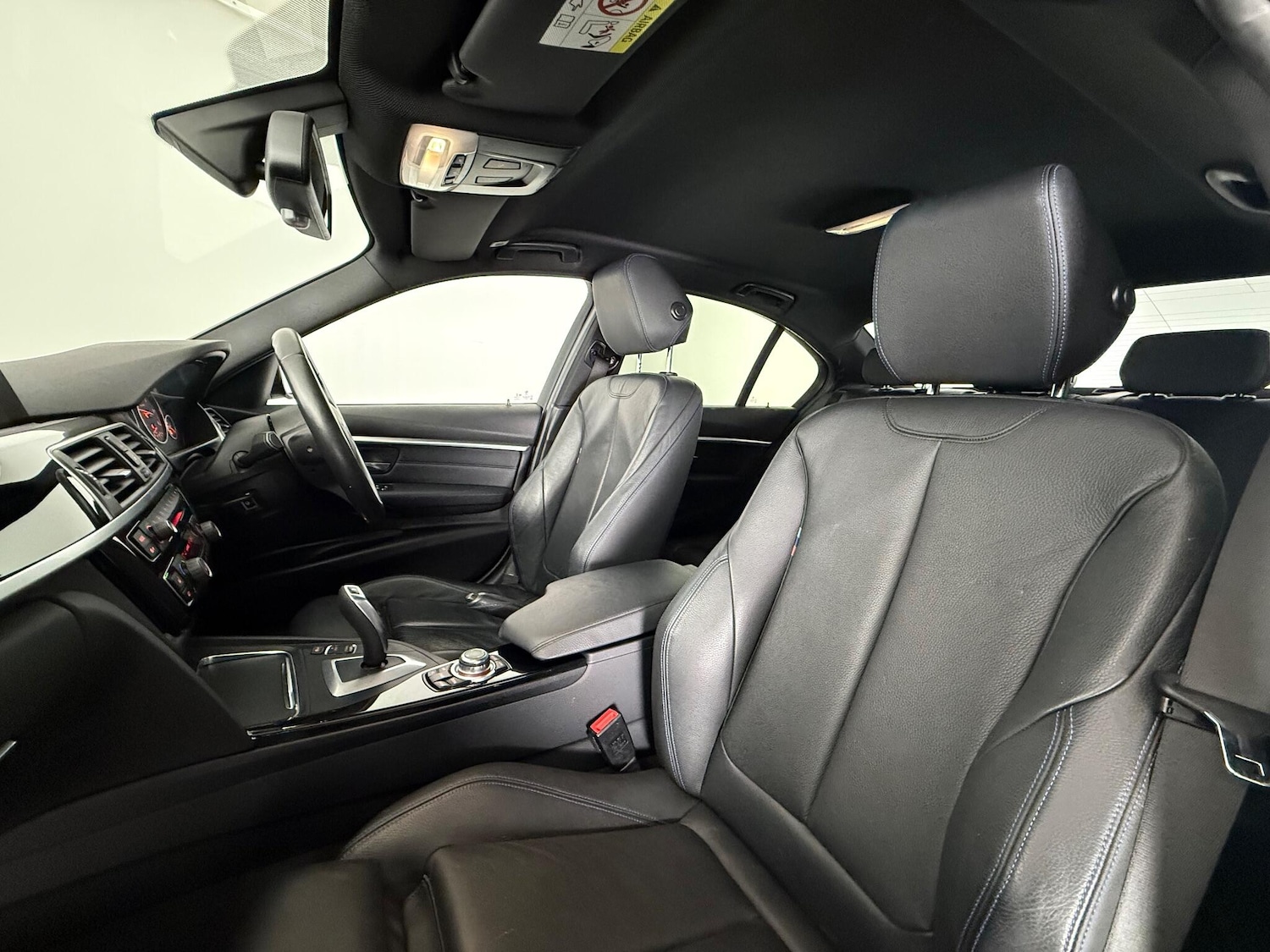 Used BMW 3 Series 2017 for sale - 77182680: Photo 11