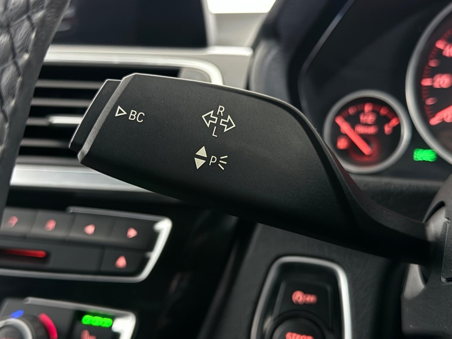 Used BMW 3 Series 2017 for sale - 77182680: Photo 18