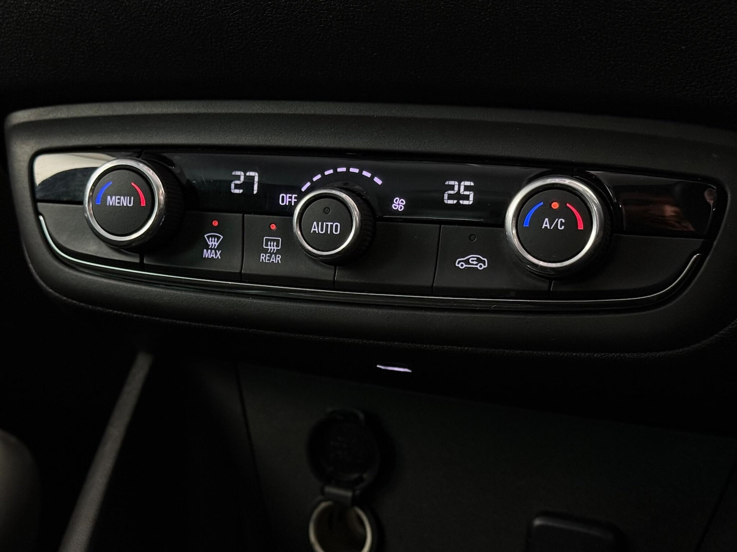 Used Vauxhall Crossland X 2020 for sale - 76592945: Photo 37