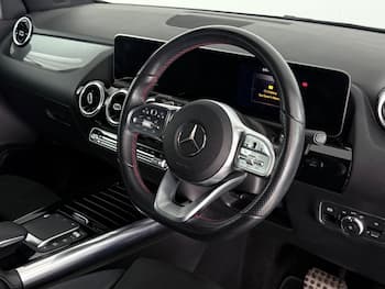Used Mercedes-Benz GLA 2021 for sale - 79602446: Photo