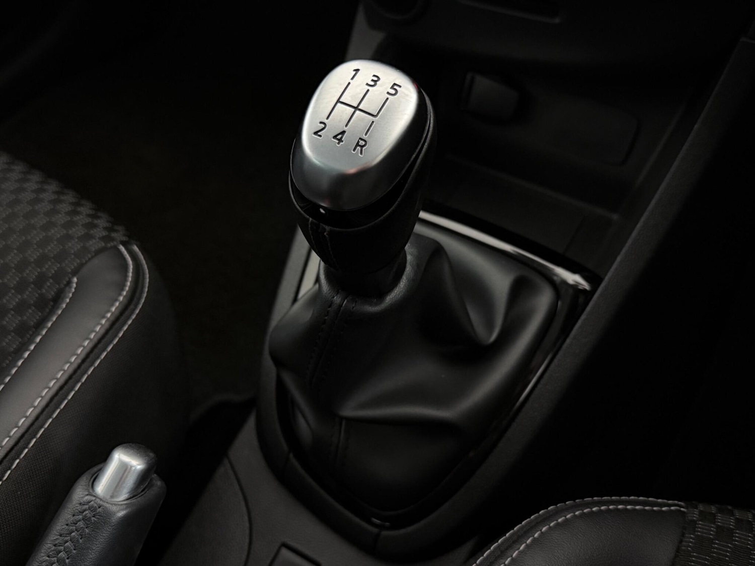 Used Renault Clio 2019 for sale - 77587461: Photo 29