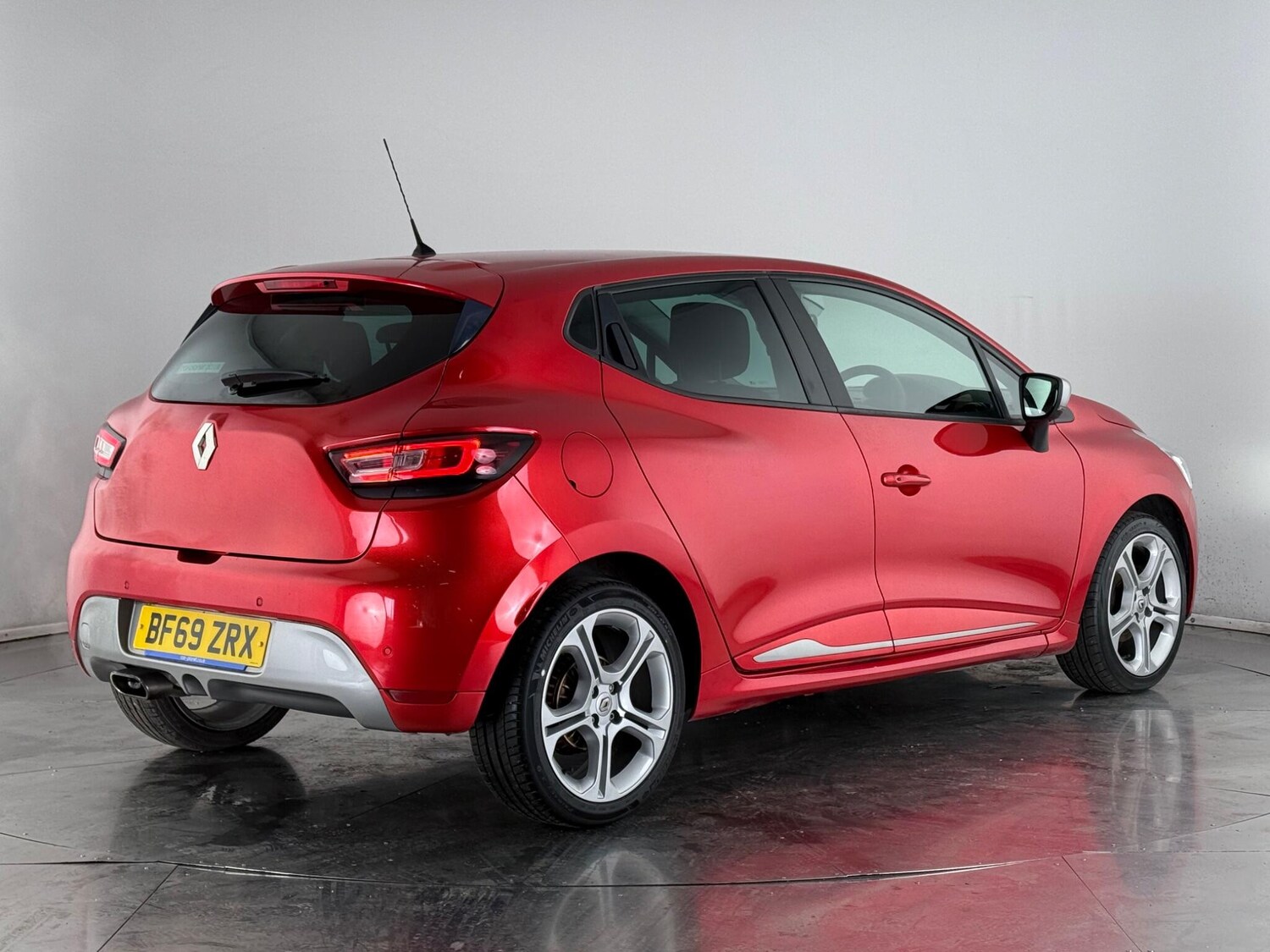 Used Renault Clio 2019 for sale - 77587461: Photo 6