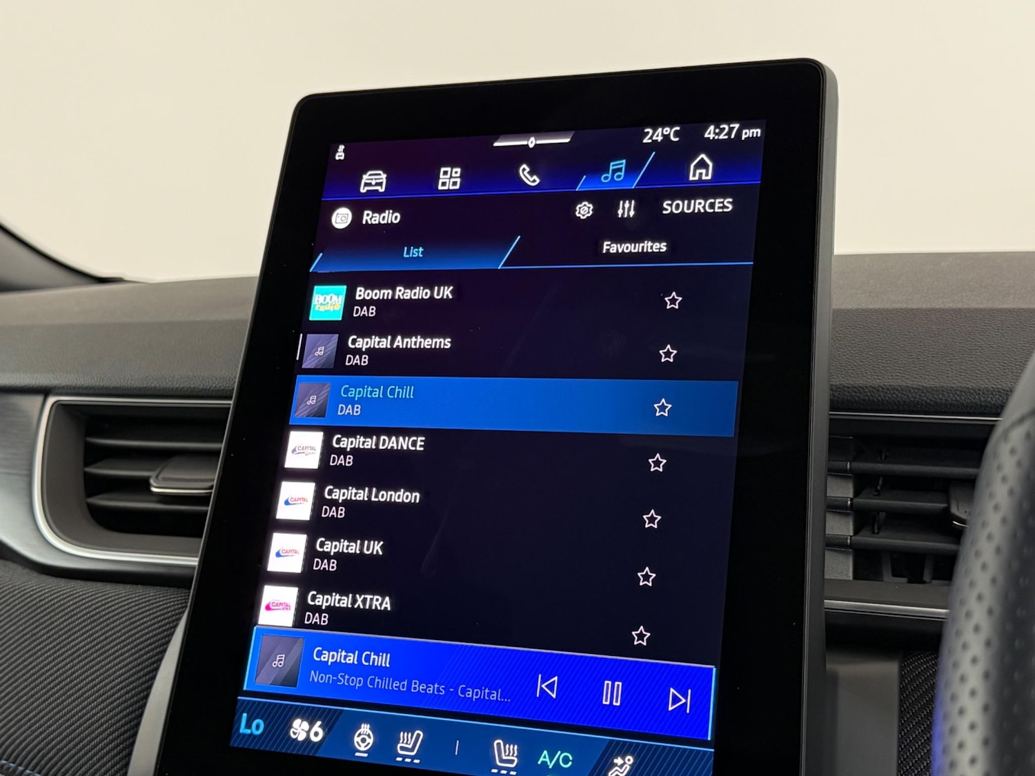 Used Renault Other 2024 for sale - 76466978: Photo 32