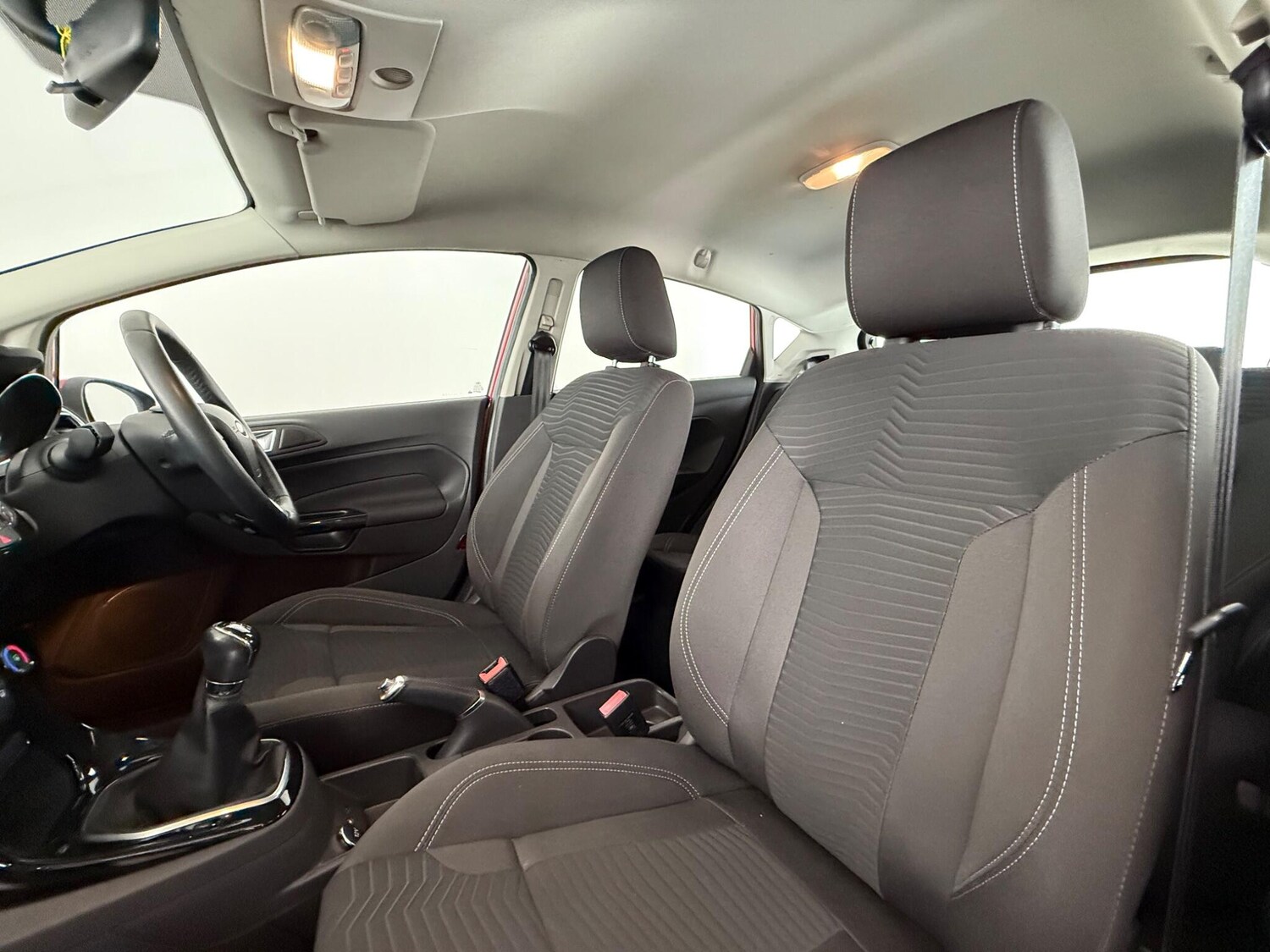 Used Ford Fiesta 2015 for sale - 77984729: Photo 12