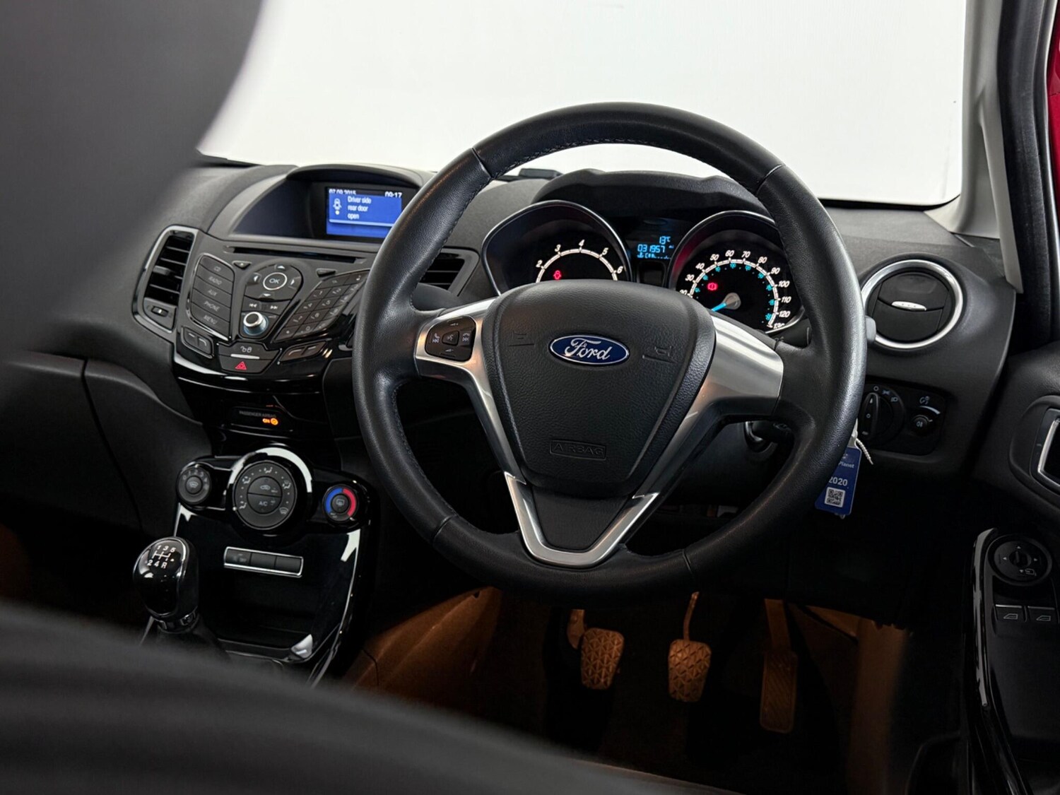 Used Ford Fiesta 2015 for sale - 77984729: Photo 15