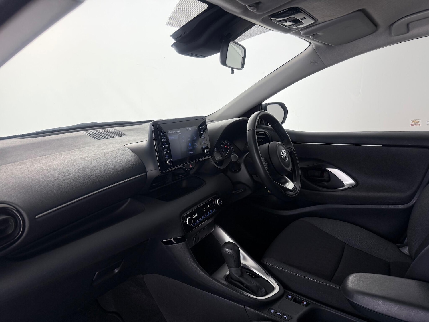 Used Toyota Yaris 2021 for sale - 77260456: Photo 13