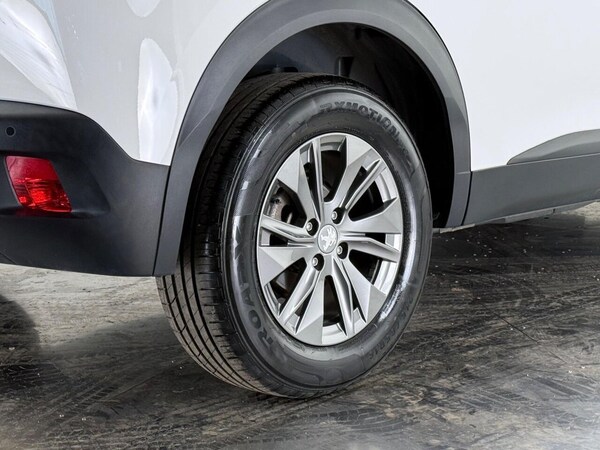Used Peugeot 2008 2021 for sale - 76163532: Photo 11