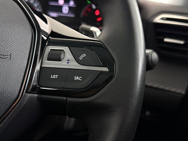 Used Peugeot 2008 2021 for sale - 76163532: Photo 24