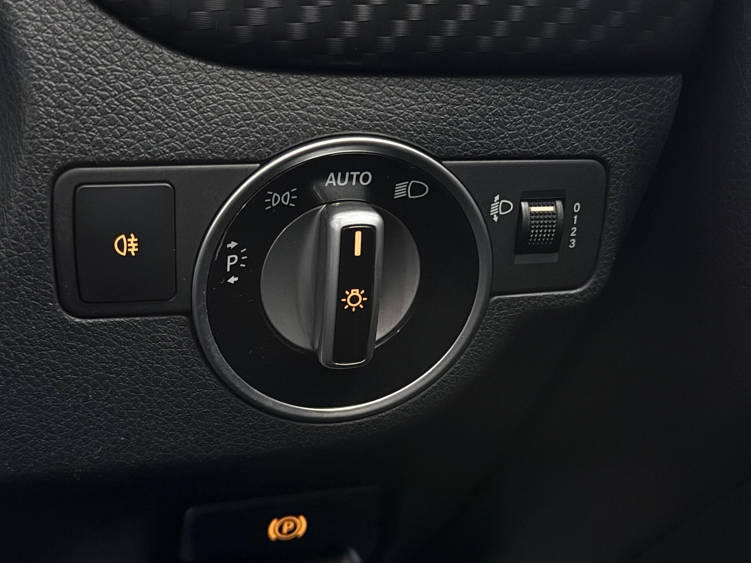 Used Mercedes-Benz A-Class 2017 for sale - 77247030: Photo 30