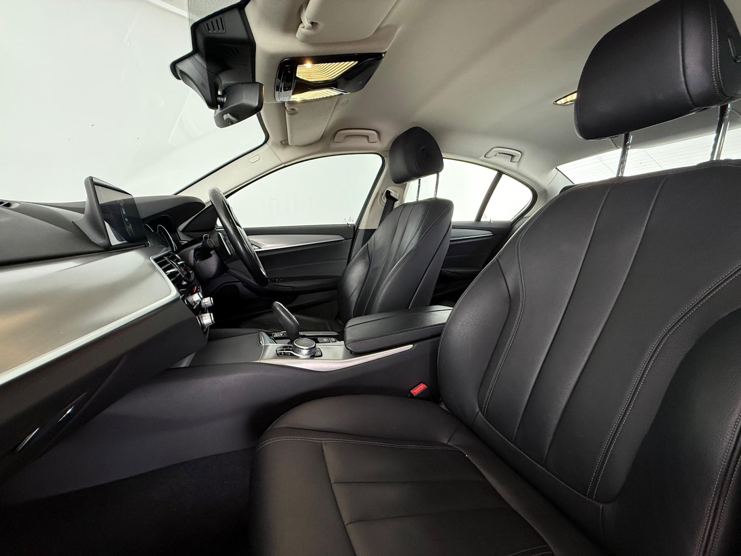 Used BMW 5 Series 2017 for sale - 77260581: Photo 14