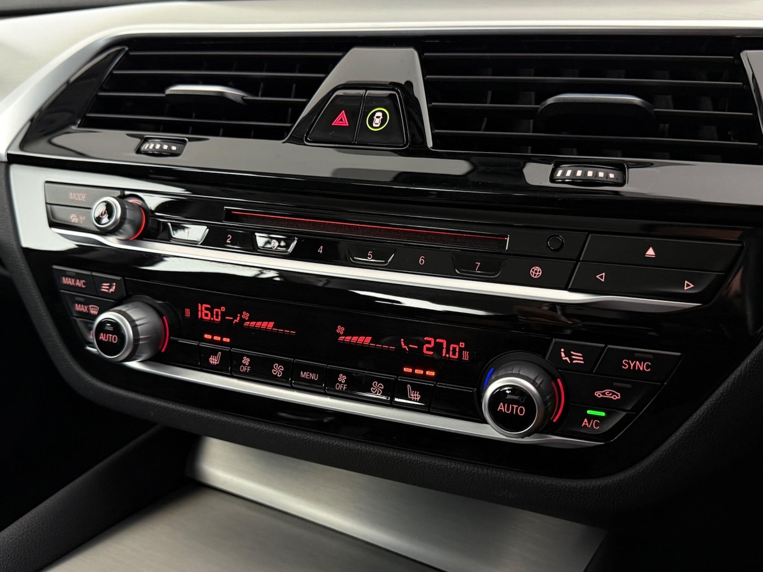 Used BMW 5 Series 2017 for sale - 77260581: Photo 30