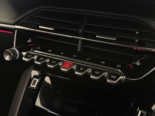 Used Peugeot 2008 2021 for sale - 76203133: Photo 42