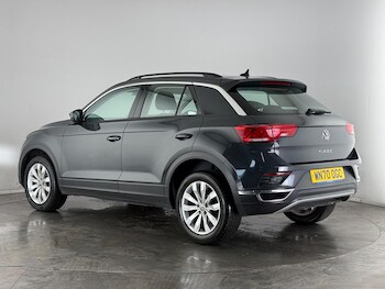 Used Volkswagen T-Roc 2020 for sale - 77259594: Photo