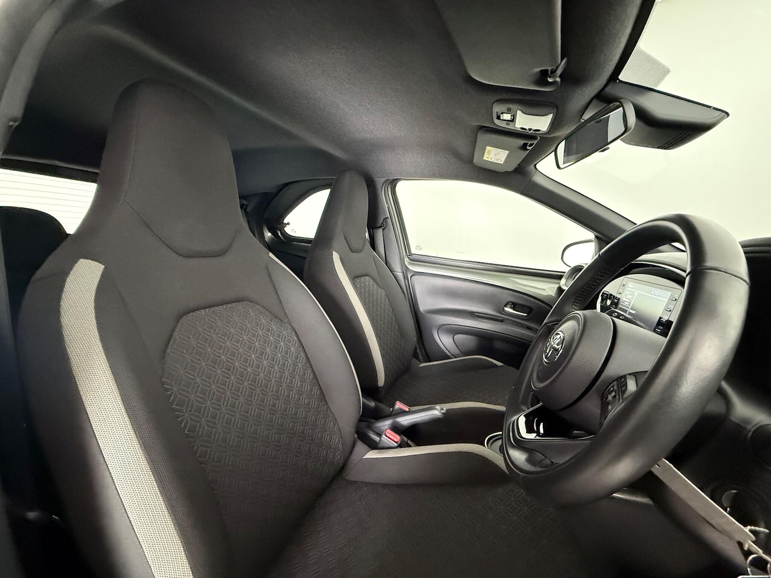 Used Toyota Aygo X 2023 for sale - 76467033: Photo 14