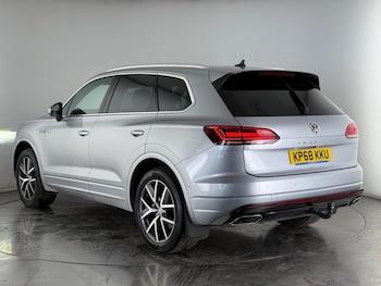 Used Volkswagen Touareg 2018 for sale - 75509370: Photo