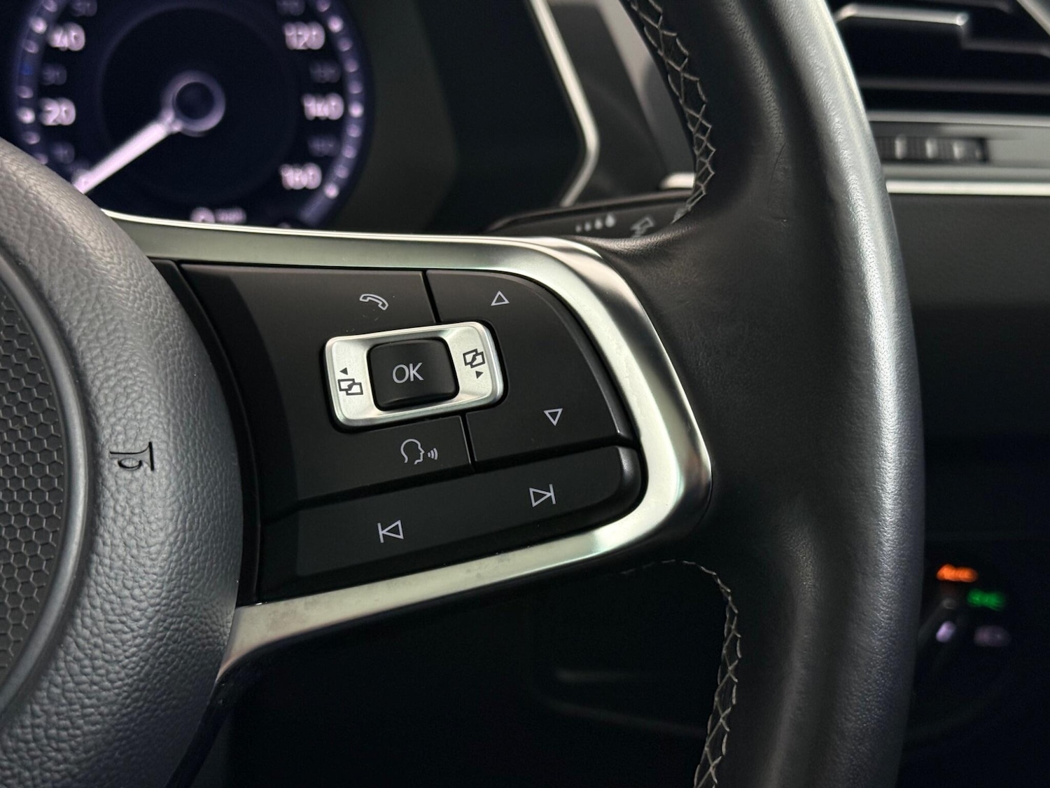 Used Volkswagen Tiguan 2017 for sale - 77216576: Photo 25