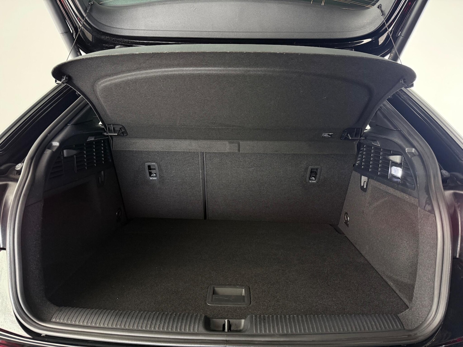 Used Audi Q2 2022 for sale - 77222251: Photo 9