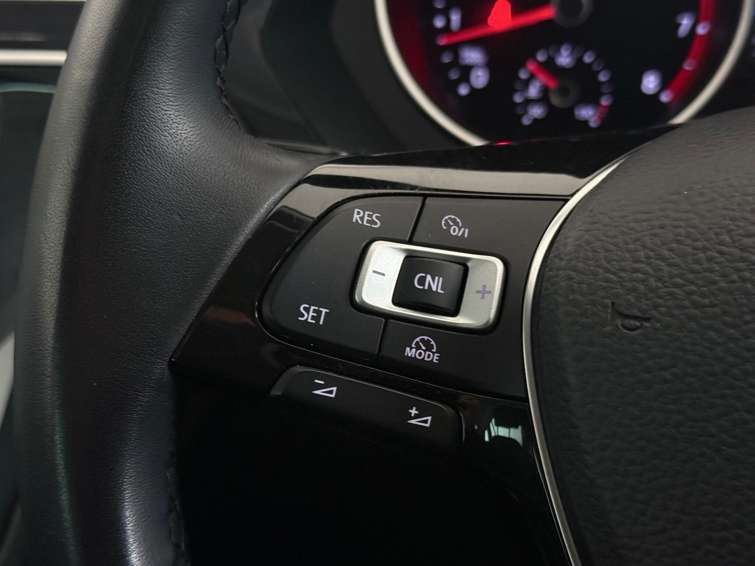 Used Volkswagen Tiguan 2017 for sale - 77182915: Photo 18