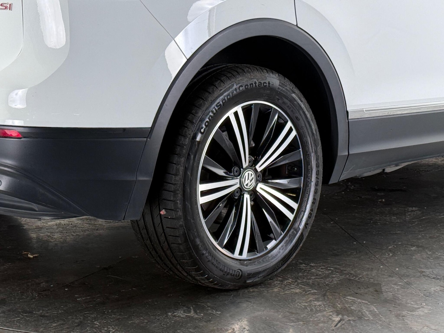 Used Volkswagen Tiguan 2017 for sale - 77182915: Photo 9