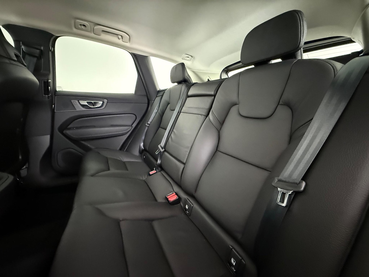 Used Volvo XC60 2020 for sale - 77259920: Photo 15