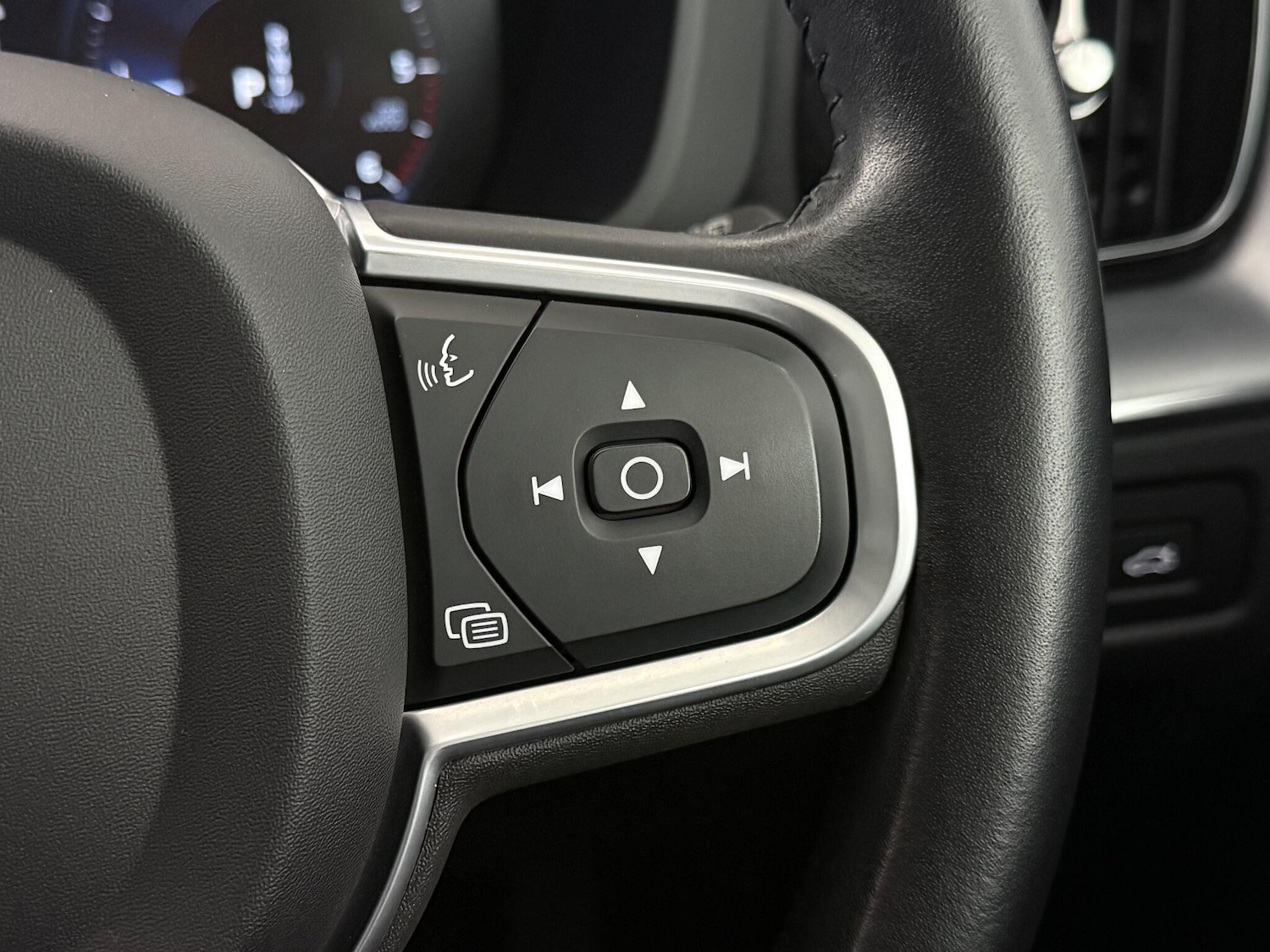 Used Volvo XC60 2020 for sale - 77259920: Photo 23