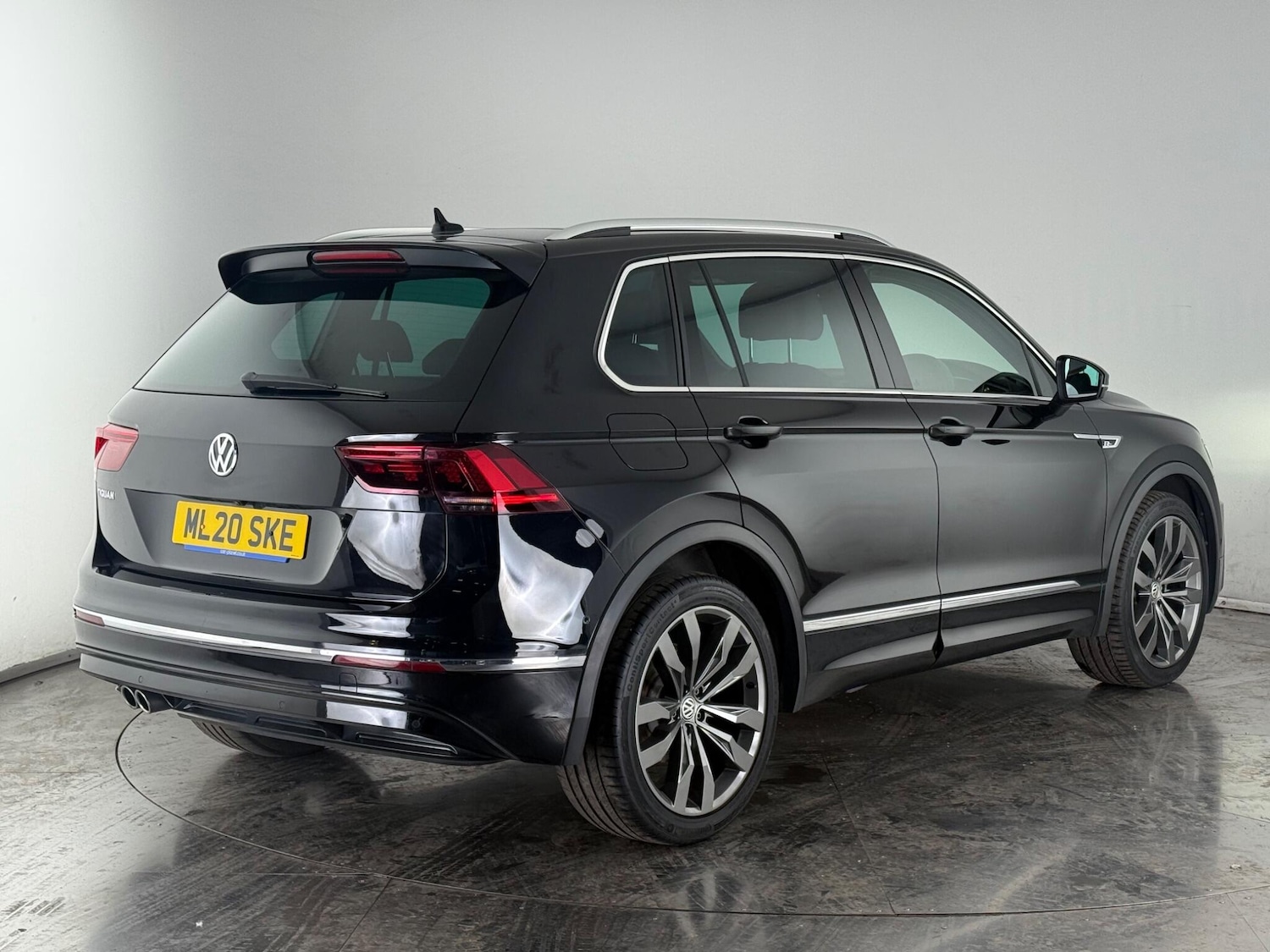 Used Volkswagen Tiguan 2020 for sale - 76466920: Photo 4
