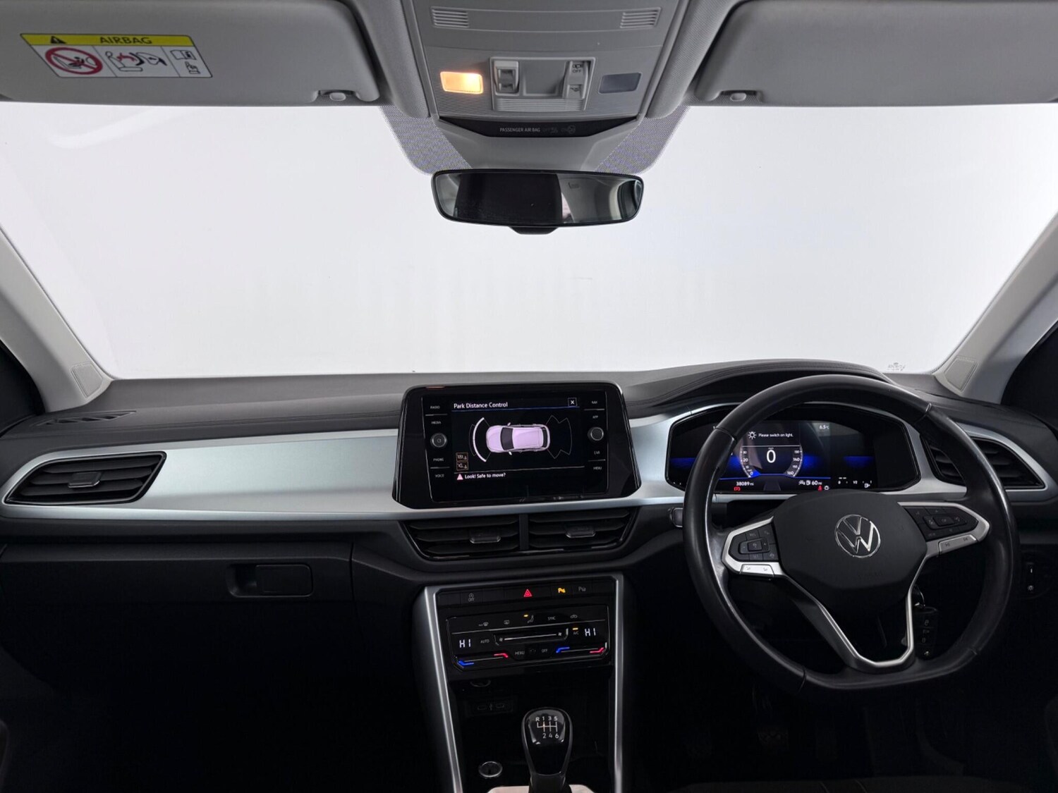 Used Volkswagen T-Roc 2023 for sale - 77575465: Photo 15