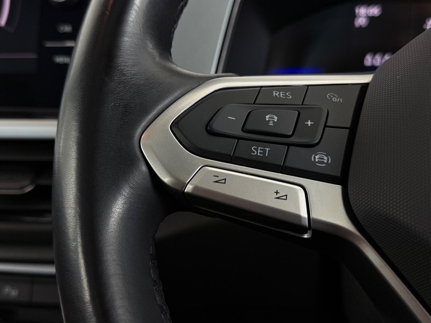 Used Volkswagen T-Roc 2023 for sale - 77575465: Photo 17