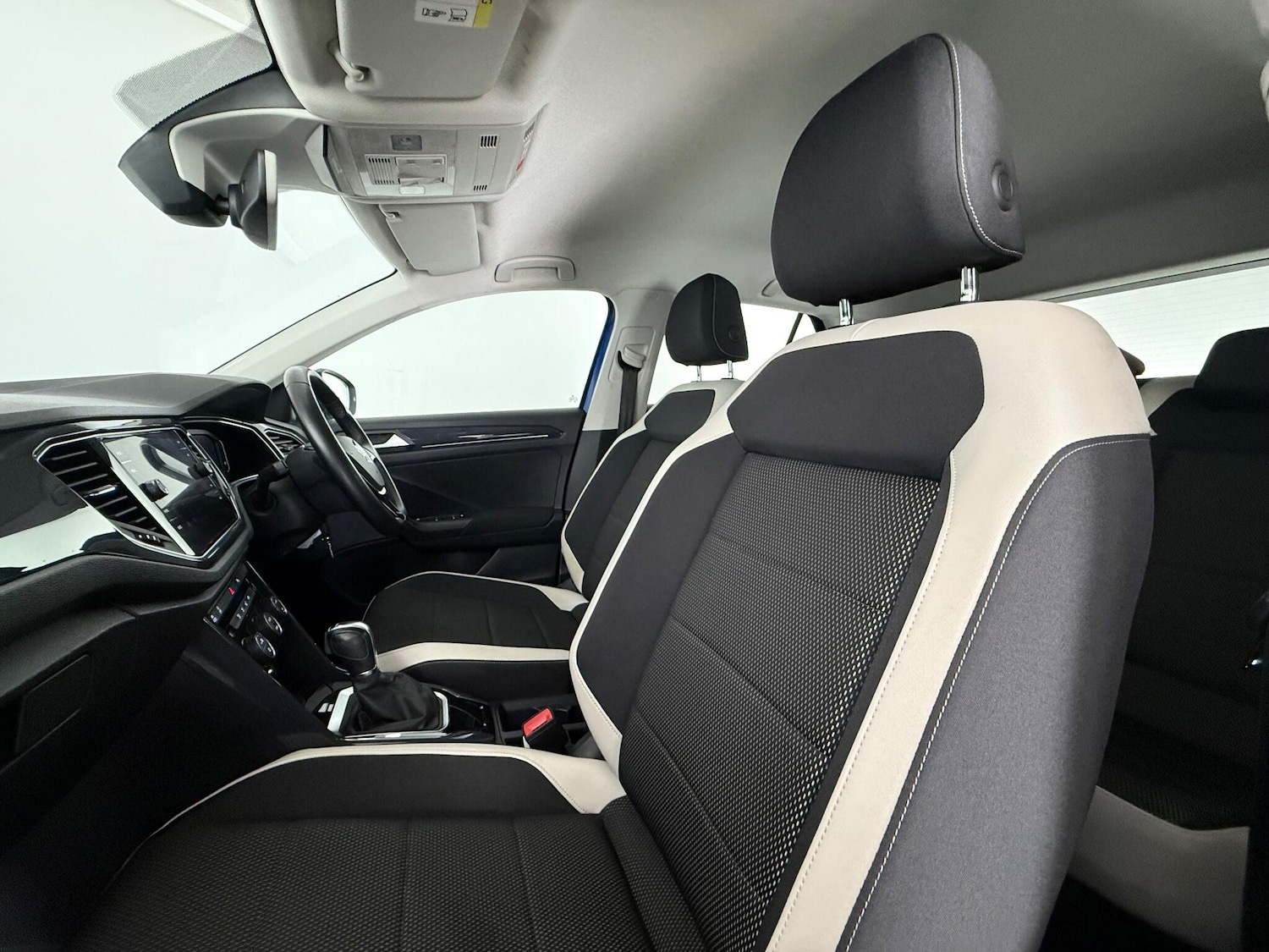 Used Volkswagen T-Roc 2019 for sale - 77259545: Photo 12