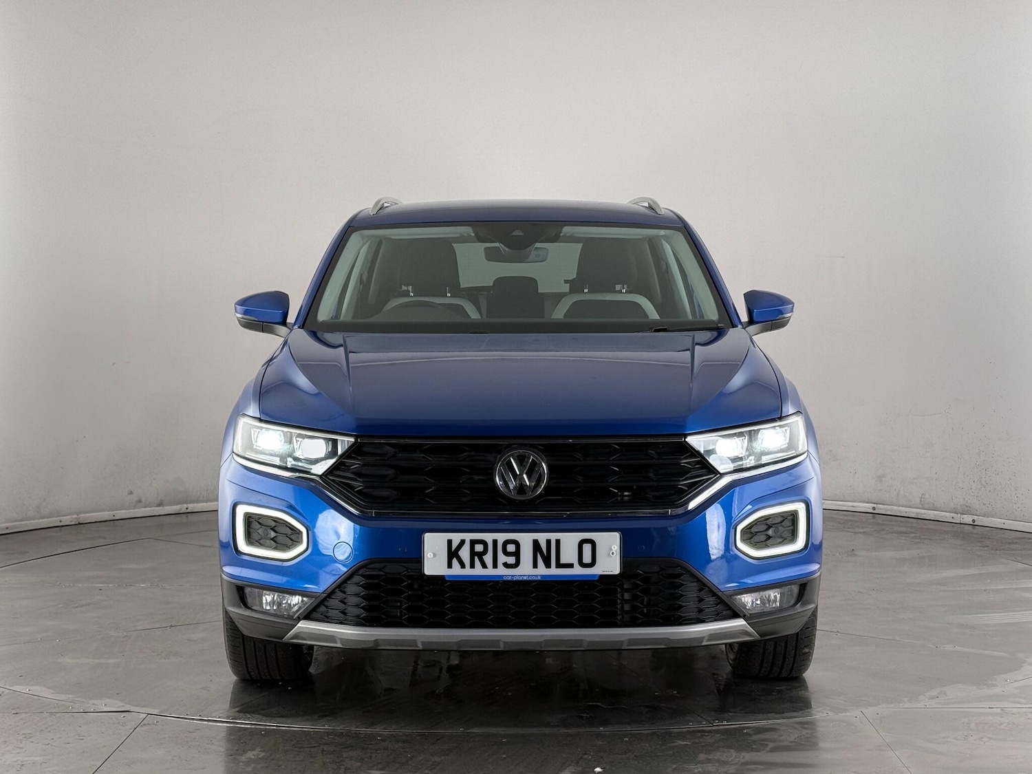 Used Volkswagen T-Roc 2019 for sale - 77259545: Photo 2