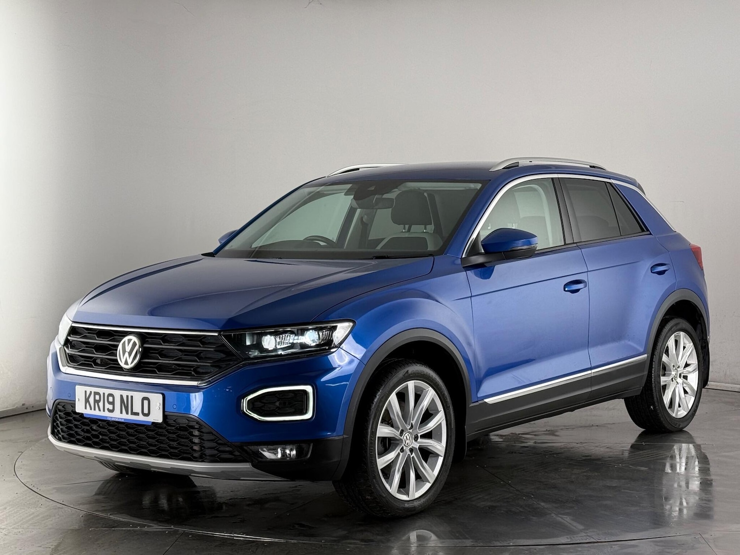Used Volkswagen T-Roc 2019 for sale - 77259545: Photo 3