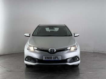 Used Toyota Auris 2018 for sale - 77074307: Photo