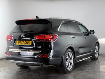 Used Kia Sorento 2017 for sale - 77268193: Photo