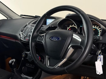 Used Ford Fiesta 2016 for sale - 79497307: Photo