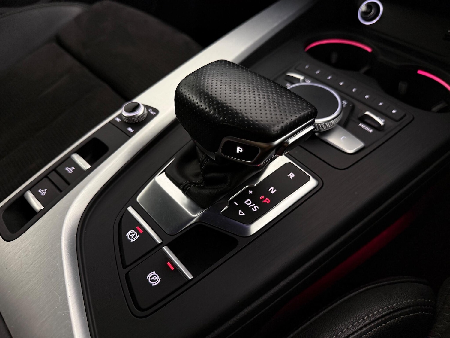 Used Audi A5 Cabriolet 2018 for sale - 77216693: Photo 35