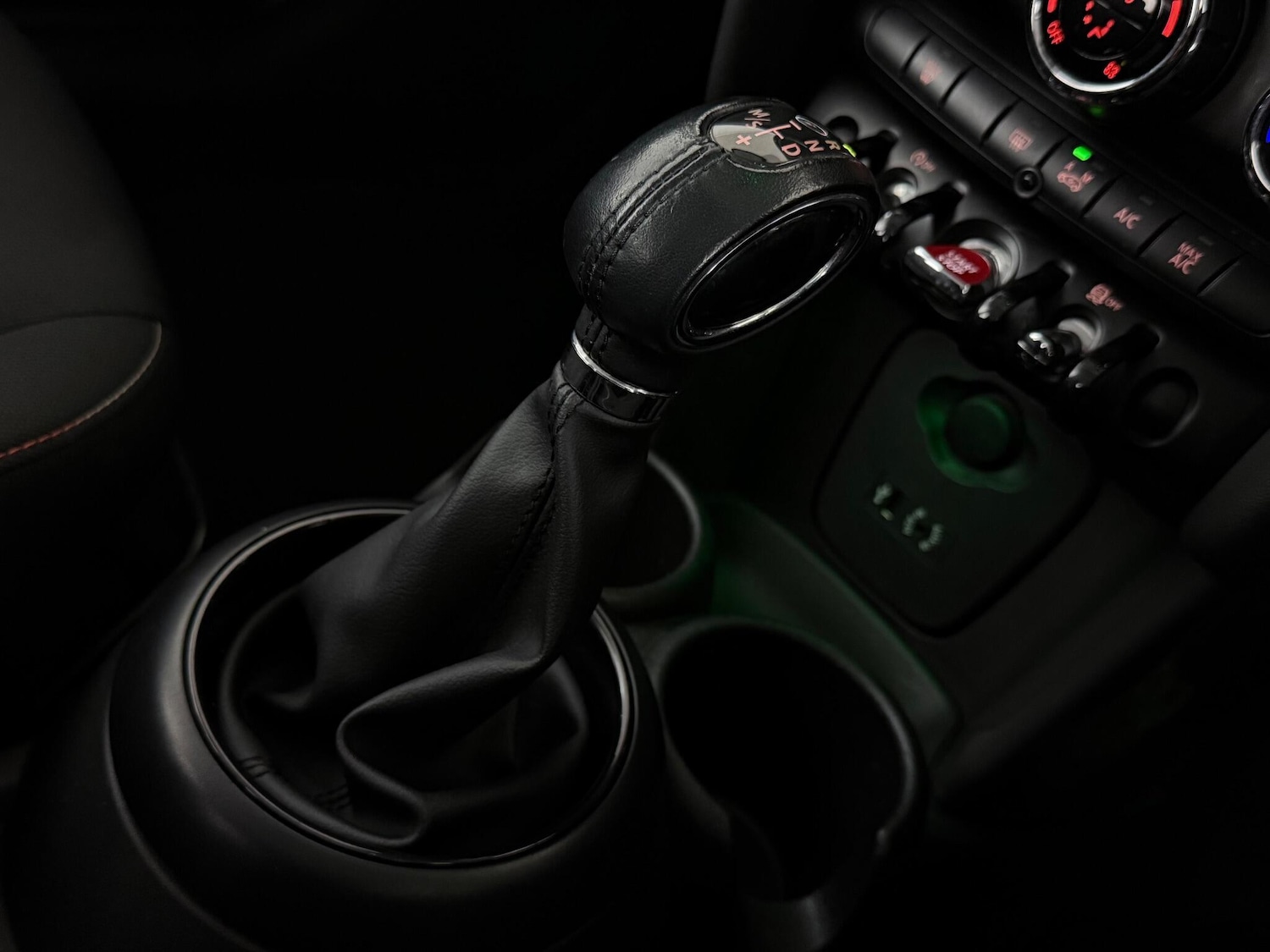 Used MINI Hatch 2016 for sale - 77280080: Photo 18