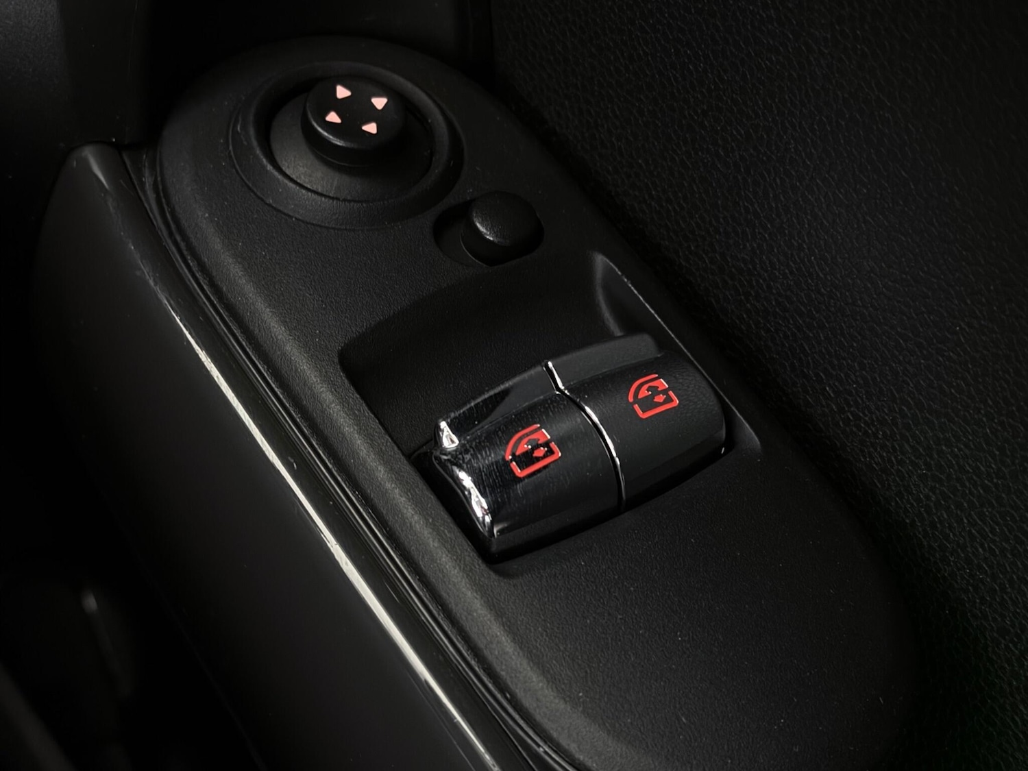 Used MINI Hatch 2016 for sale - 77280080: Photo 19