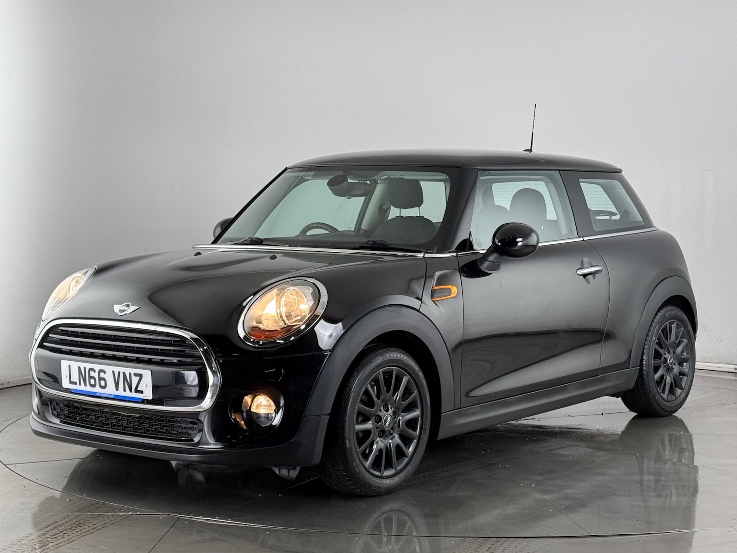 Used MINI Hatch 2016 for sale - 77280080: Photo 3