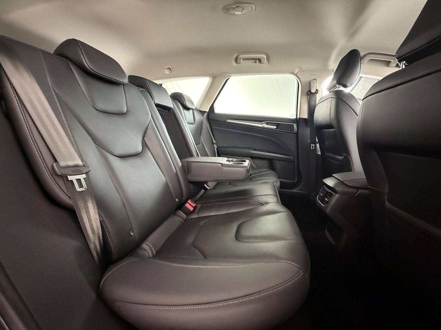 Used Ford Mondeo 2019 for sale - 77217020: Photo 13