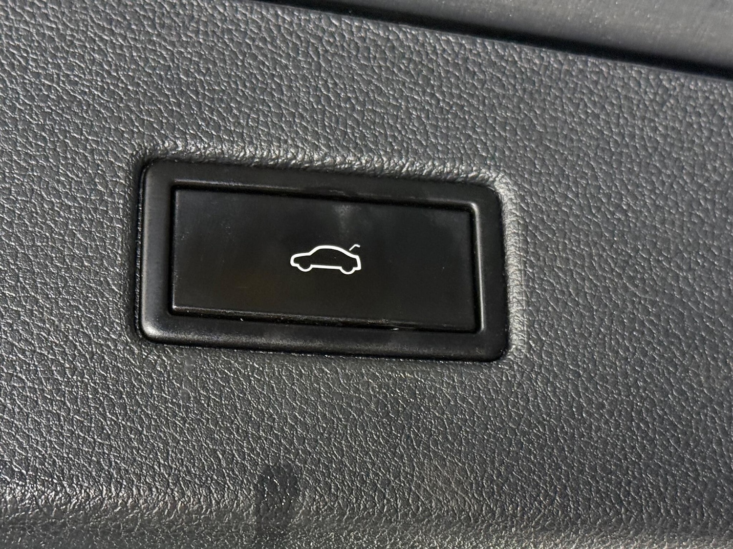 Used Volkswagen Tiguan 2020 for sale - 77243523: Photo 11