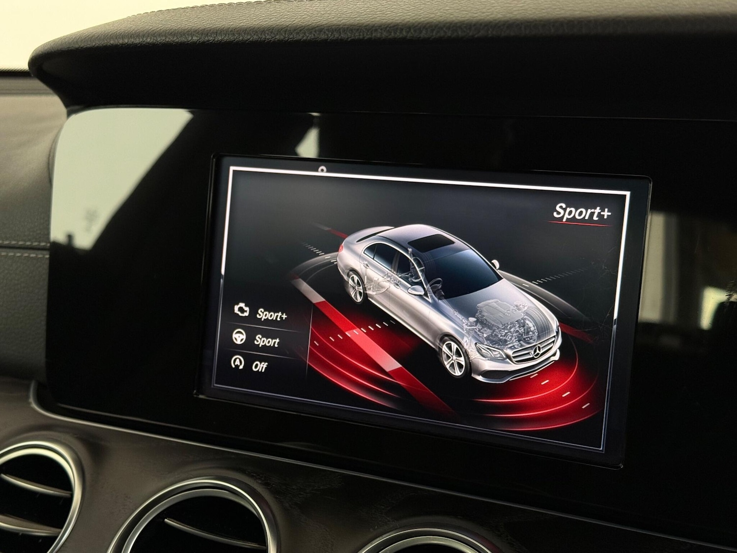 Used Mercedes-Benz E Class 2016 for sale - 77259742: Photo 27