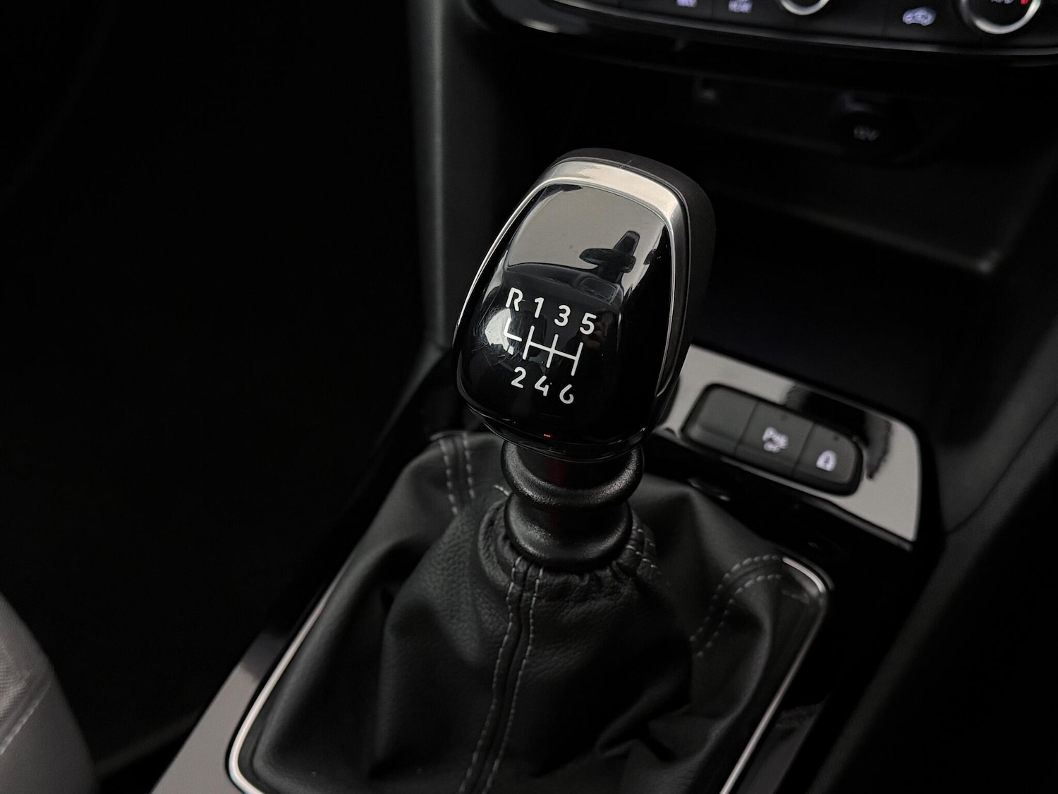 Used Vauxhall Mokka 2021 for sale - 77182567: Photo 30