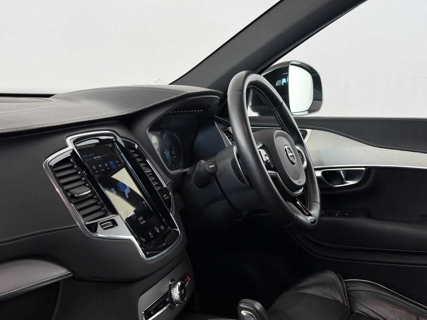 Used Volvo XC90 2019 for sale - 77998135: Photo 10